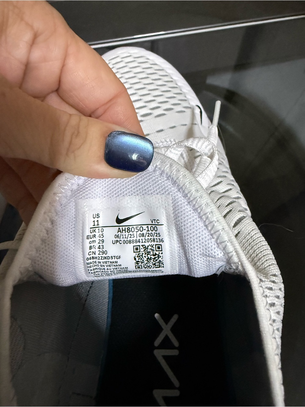 Nike Air Max 270 White with Black Accents - Picture 4 of 5